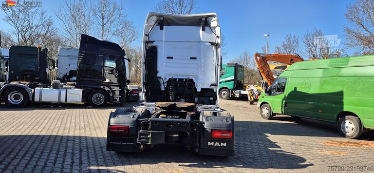 Тягач большого объема MAN TGX 18.460 XLX Retarder 2xTank Euro 6c klima