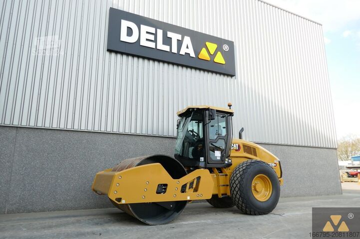 однобарабанний вальцьовий верстат Caterpillar CS10GC