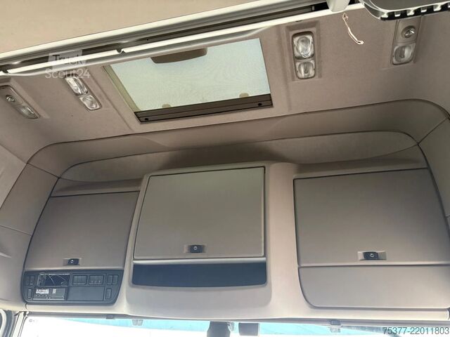 Padrão-SZM DAF XF 450 4 units available., SSC toplights Hollan...