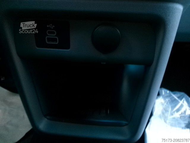 Minibus FORD Tourneo Custom Active 340L2 PHEV 360Kam Exclusiv