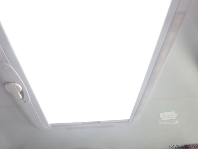 Karavan HOBBY Premium KFU 650 Mover Markise