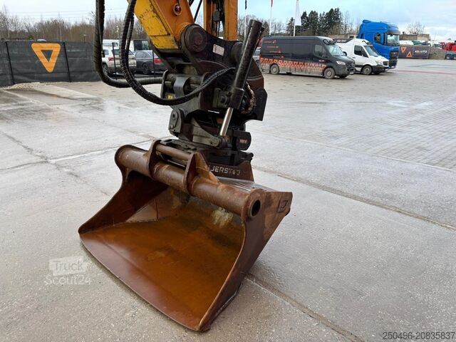 Crawler excavator Caterpillar 320 ROTOTILT / AC / CENTRAL LUBRICATION
