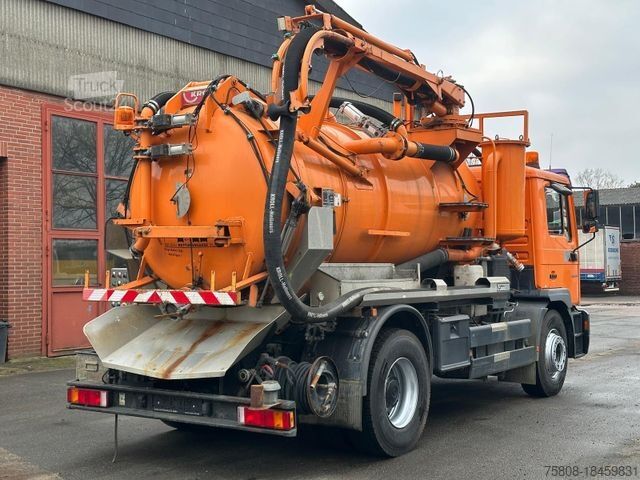 Vacuum tank truck MAN ME 18.250 B Kroll Saug/Druck/Kipp 6000L Pumpe