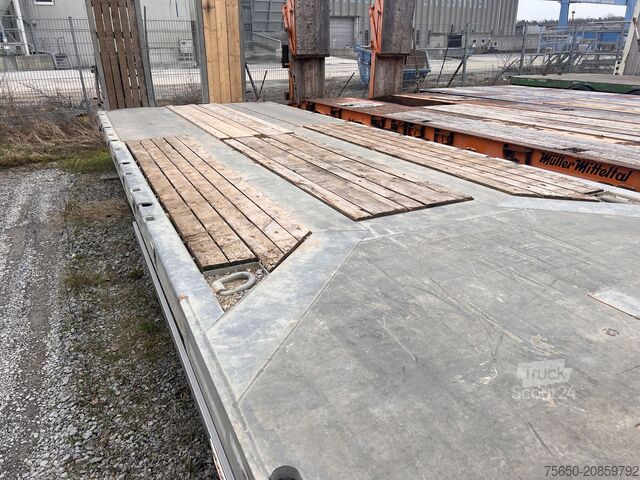 Alacsony rakodószintű pótkocsi Möslein TO 3 F Schwebheim  3 Achs Tiefladeranhänger 9 m Ladefläche