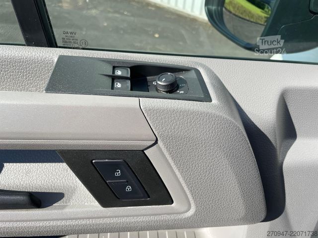 Vans ar augstu jumtu VOLKSWAGEN Crafter 35 L4H3 NAVI AHK RFK oh. Schäden