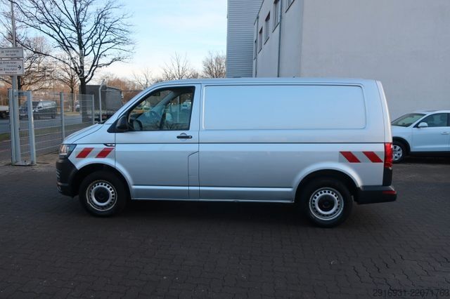 Dobozos furgon VOLKSWAGEN T6 Transporter / SHZ / Klima / Sitzhz / FN:262