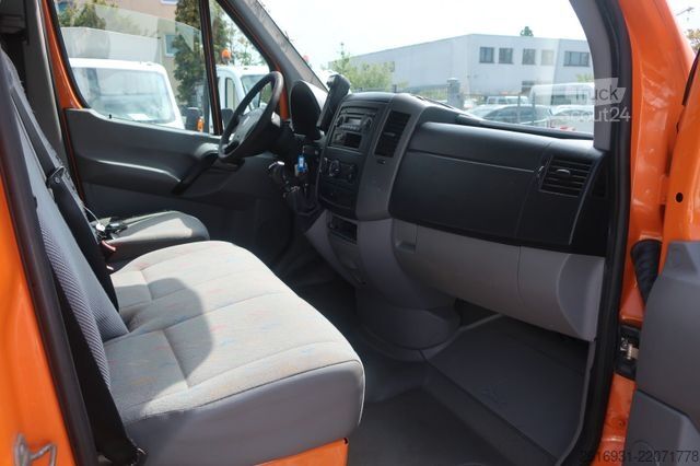 Furgoneta pick-up VOLKSWAGEN Crafter Pritsche 30 kurz L1 Doppelkabine FN:267