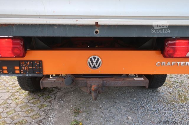 Furgoneta pick-up VOLKSWAGEN Crafter Pritsche 30 kurz L1 Doppelkabine FN:267
