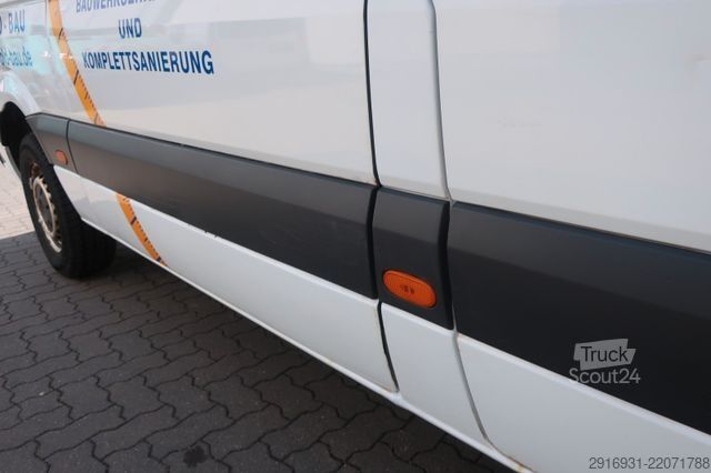 Minibuss MERCEDES-BENZ Nr. 8 Sprinter Kombi 311CDI / 2.Hand / AHK