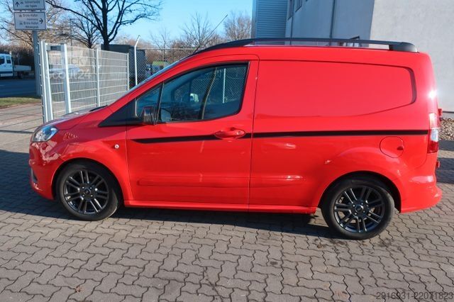 Dobozos furgon FORD Transit Courier Sport Klima 1 Hand