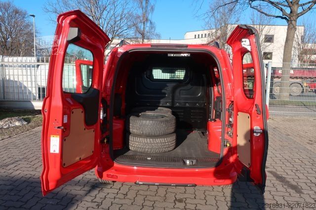 Dobozos furgon FORD Transit Courier Sport Klima 1 Hand