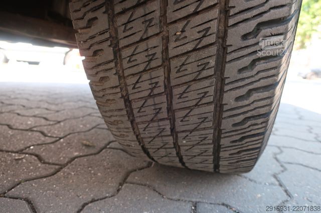 Dobozos furgon VOLKSWAGEN T6.1 Transporter Kasten lang FWD / Klima / PDC