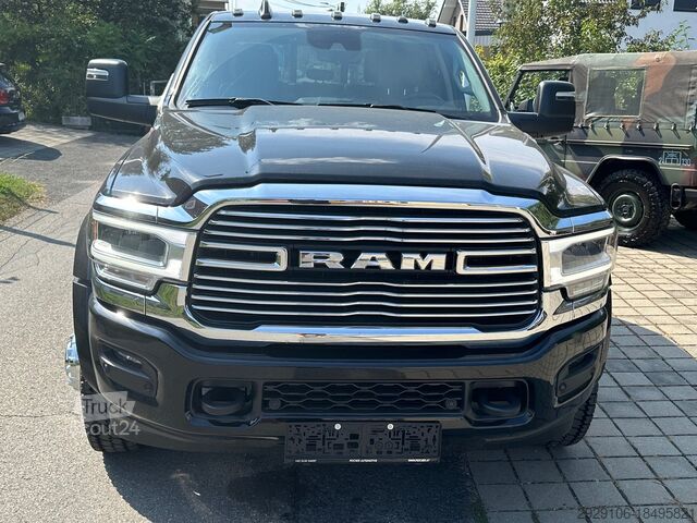 Šasija tovornjaka RAM-Trucks 2024 RAM 5500 Crew Chassis 84