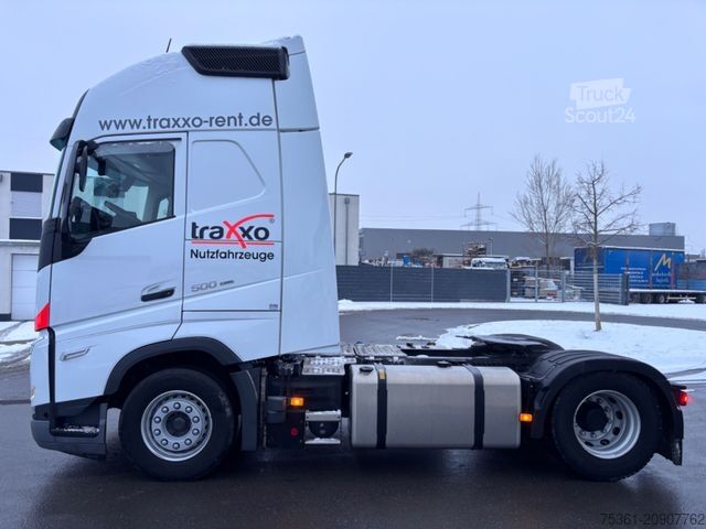 Standard nyergesvontató VOLVO FH 500 Globetrotter XL Retarder  I-Save Standkl.
