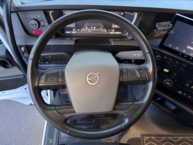 Standard nyergesvontató VOLVO FH 500 Globetrotter XL Retarder  I-Save Standkl.