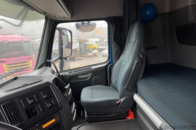 Camion porte-caisses amovibles VOLVO FH-460 6x2