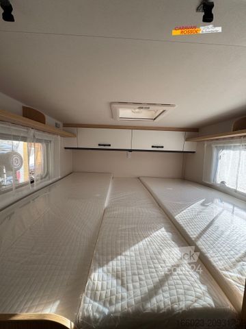 Yarı entegre karavan SUNLIGHT Adventure V 67S