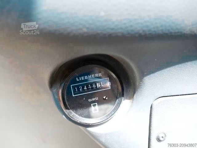 Pelle sur pneus LIEBHERR A311 Litronic