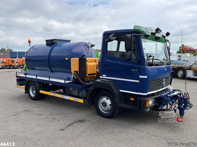 Zuigvoertuig Mercedes-Benz 914 Water spray unit