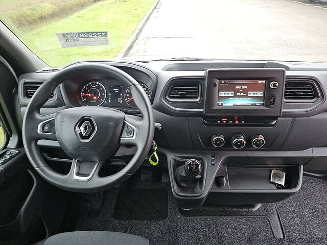 Kufr RENAULT MASTER 2.3 Bakwagen Laadklep!