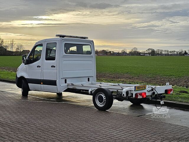Châssis avec cabine MERCEDES-BENZ SPRINTER 319 L3 Chassis Dub Cab