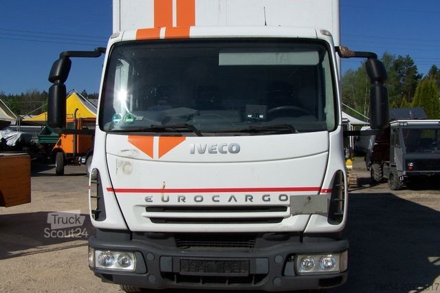 Dobozos furgon IVECO 80,180