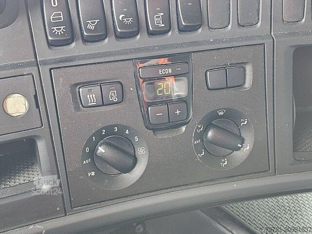 Standaard trekker SCANIA R400