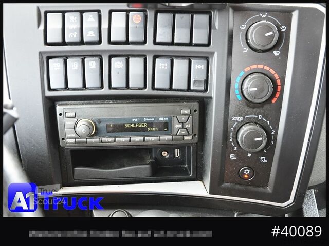 Special purpose truck RENAULT D 240, 4x2, Ladebordwand, LBW, guter Zustand