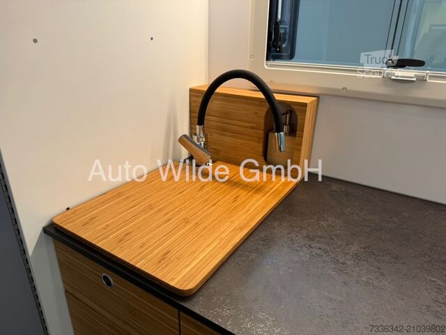 Camion aménagé (camping-car) Iveco Wilde Expedition Truck D 234