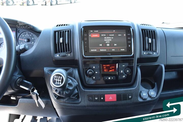 Ploščati dostavnik PEUGEOT Boxer L3H2 Tempomat Klima App SERVICE NEU