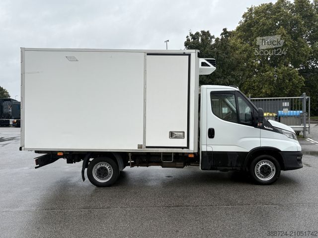 Fourgon isotherme frigorifique IVECO 35Daily14*E6d*3-Sitze*Carrier*Seitentür*Klima*