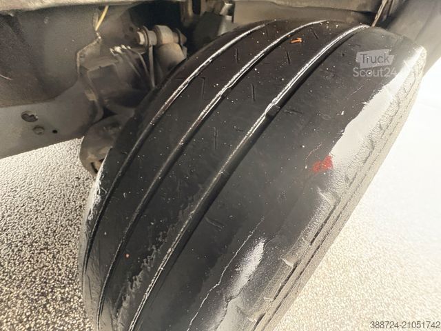 Fourgon isotherme frigorifique IVECO 35Daily14*E6d*3-Sitze*Carrier*Seitentür*Klima*