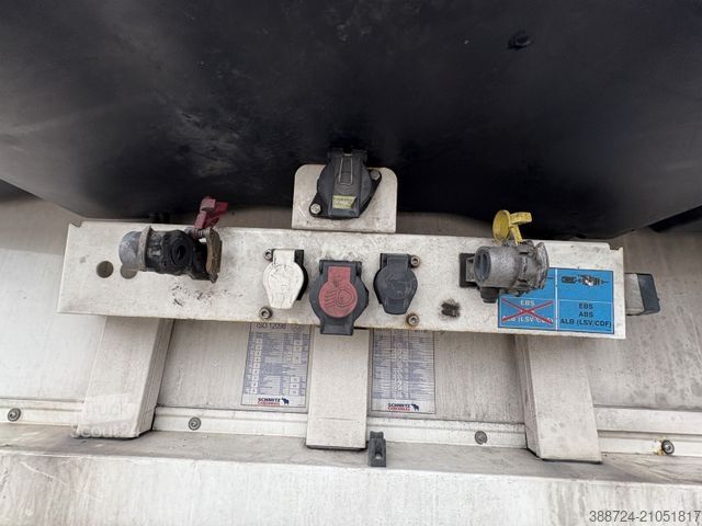 Koeloplegger SCHMITZ CARGOBULL SCBS3B04*Carrier*Lift*Doppelstock*Pharma*Blumebr