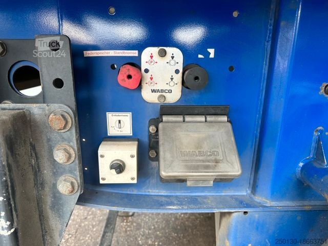 Tipper semitrailer LANGENDORF SKA 24/30 Alu-Thermo-Kippauflieger, Liftachse