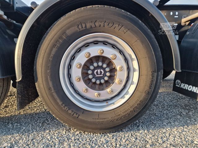 Swap body semitrailer KRONE SD / Liftachse / Teleskop