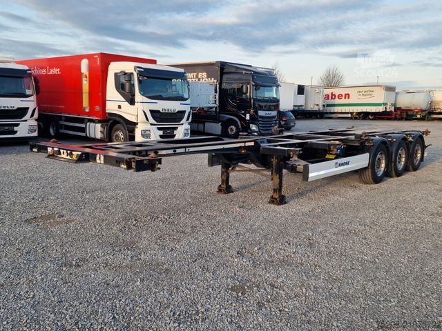 Swap body semitrailer KRONE SD / Liftachse / Teleskop