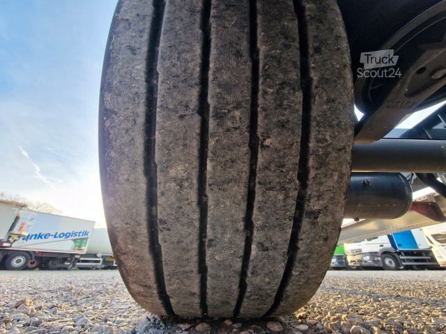 Swap body semitrailer KRONE SD / Liftachse / Teleskop