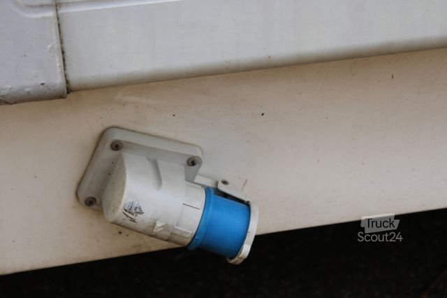 Refrigerator body van FIAT Ducato 2.3 Hdi Relec Froid TR 32