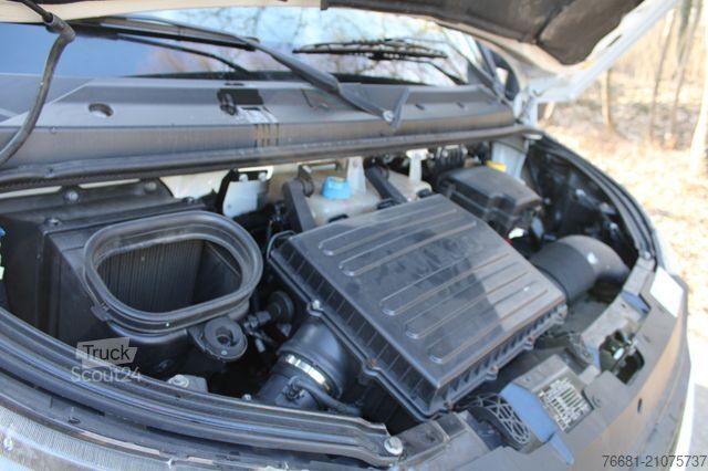 Koelwagen met geïsoleerde laadbak IVECO Daily 35C14 Motor neu ,Carrier Xarios 350