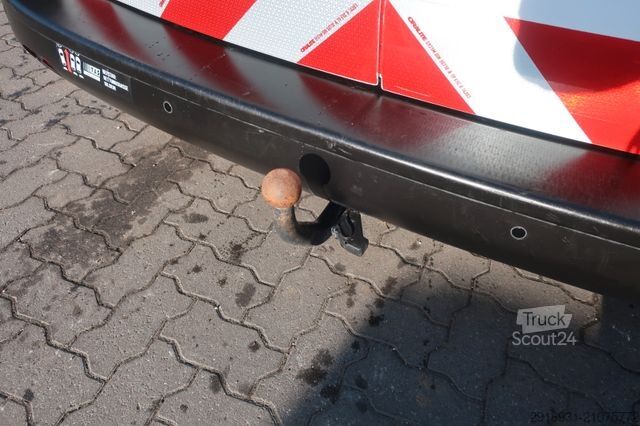 Kastenwagen OPEL Vivaro Kasten Edition M DOKA 6 Sitze FN: 60