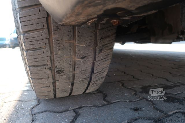 Kastenwagen OPEL Vivaro Kasten Edition M DOKA 6 Sitze FN: 60