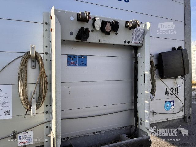 Naczepa otwarta z plandeką Schmitz Cargobull Curtainsider Standard Staplerhalterung Getränke
