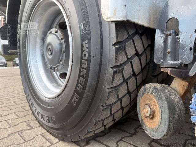 Útseprő gép MERCEDES-BENZ Axor 1833 Kehrmaschine VAL?air HD 200 Bar - 9 m³