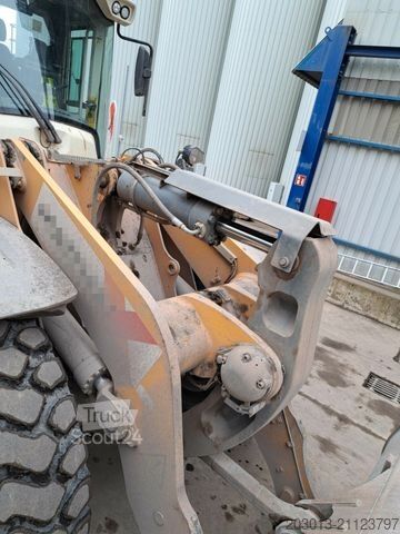 Φορτωτής με ελαστικά LIEBHERR L566 XPower Radlader 27,5 Ton *11.900 h *Waage