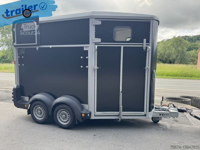 Przyczepa do przewozu koni Ifor Williams HB511 - Rampe- Türen Kombi