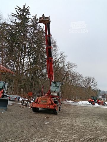 Teleskopický manipulátor MANITOU MRT 1850