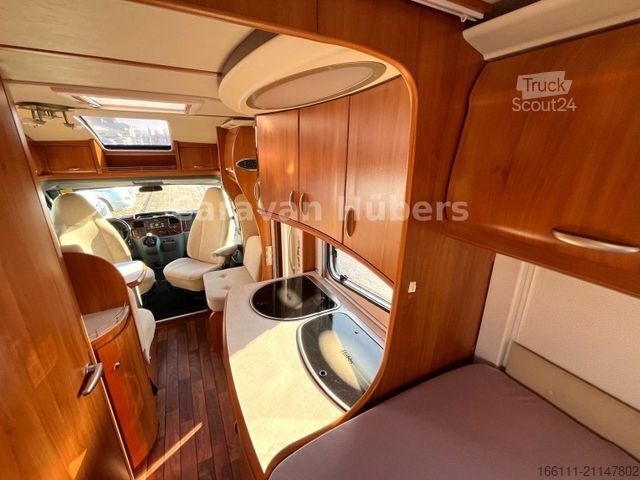 Semi-integrated camper HOBBY T 500 GESC - Einzelbetten - Klima -