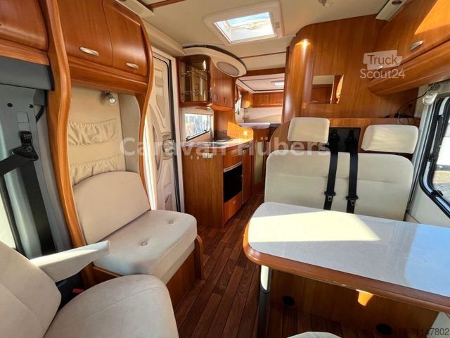 Semi-integrated camper HOBBY T 500 GESC - Einzelbetten - Klima -