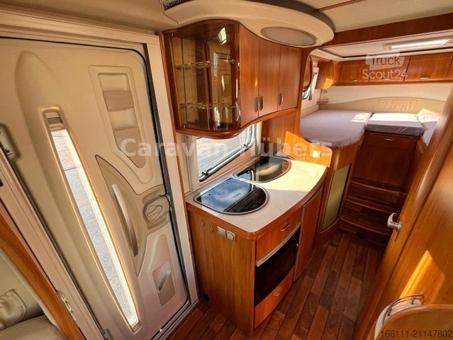 Semi-integrated camper HOBBY T 500 GESC - Einzelbetten - Klima -