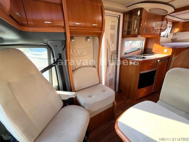 Semi-integrated camper HOBBY T 500 GESC - Einzelbetten - Klima -